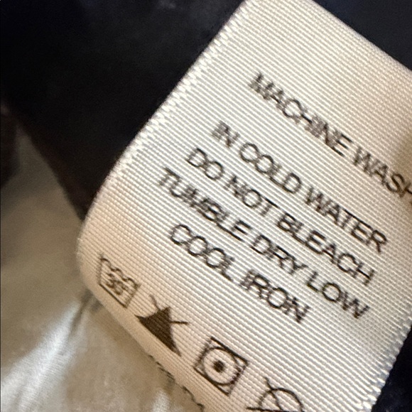 Judy Blue Deep Indigo Jeans - Picture 10 of 10